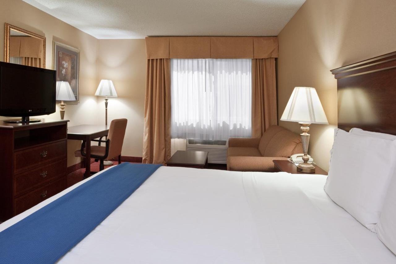 Mount Vernon Holiday Inn Express Mt. Vernon By Ihg מראה חיצוני תמונה