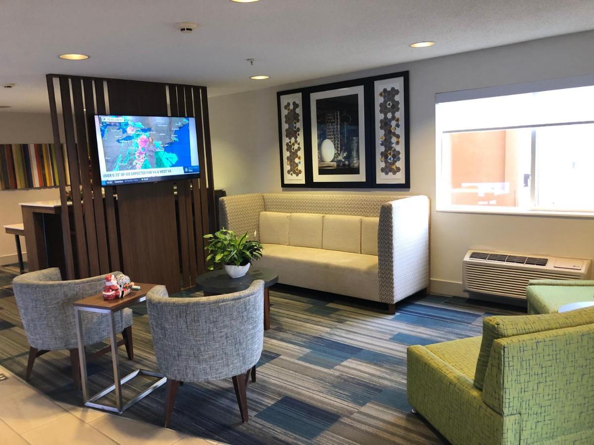 Mount Vernon Holiday Inn Express Mt. Vernon By Ihg מראה חיצוני תמונה